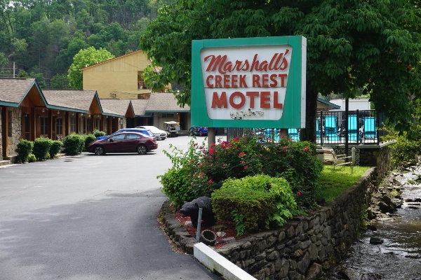 Marshall's Creek Rest Motel image 1